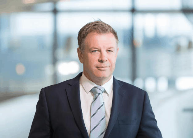 Bats and Boardrooms: The Inspirational Saga of Scott Weenink's Dual Careers