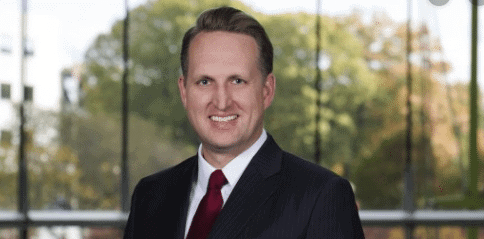 Profile Bankruptcy Partner Joins Weil from Akin Gump 2