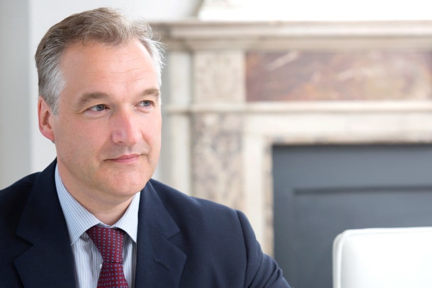 On Her Majesty's Legal Service: The Lawyers Who Keep The Queen's Affairs Quiet 3 On Her Majesty's Legal Service: The Lawyers Who Keep The Queen's Affairs Quiet 3