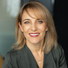 In-House Power Lawyer - Melissa Anastasiou In-House Power Lawyer - Melissa Anastasiou