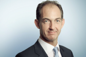 Former Freshfields Partner Sets Up Strategic Advisory 8