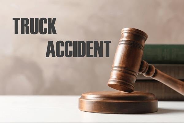 Steps a Truck Accident Lawyer Takes to Win Your Claim