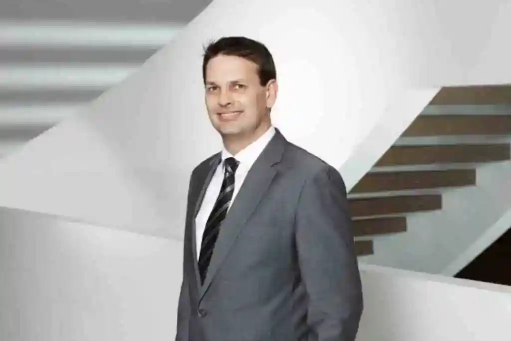 Sam Nickless 04