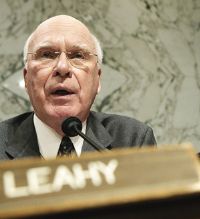 Senate Judiciary Committee chairman Sen. Patrick Leahy will vote against the nomination of Michael Mukasey as attorney general, a source close to the senator told CNN Friday.